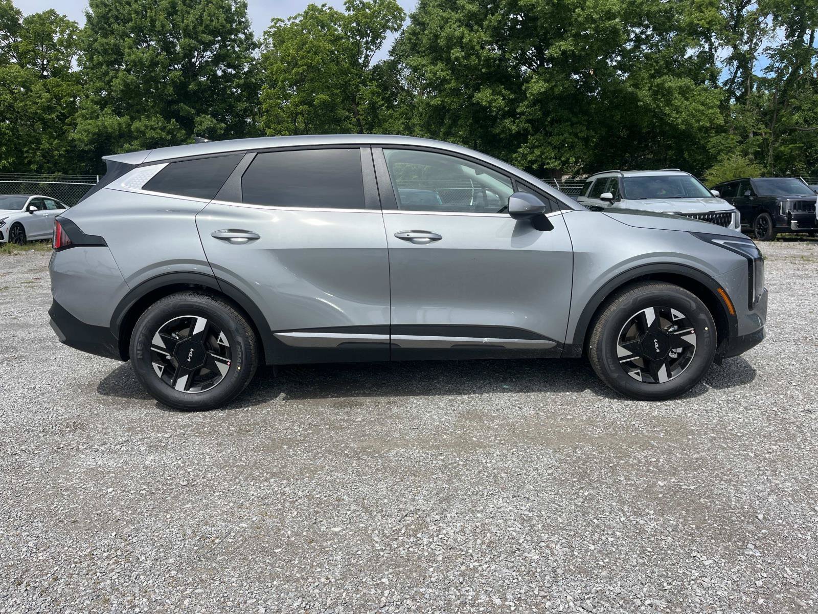 New 2026 Steel Gray Kia LX image 8