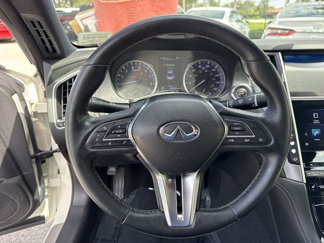 Used 2018 White INFINITI 3.0t LUXE image 14