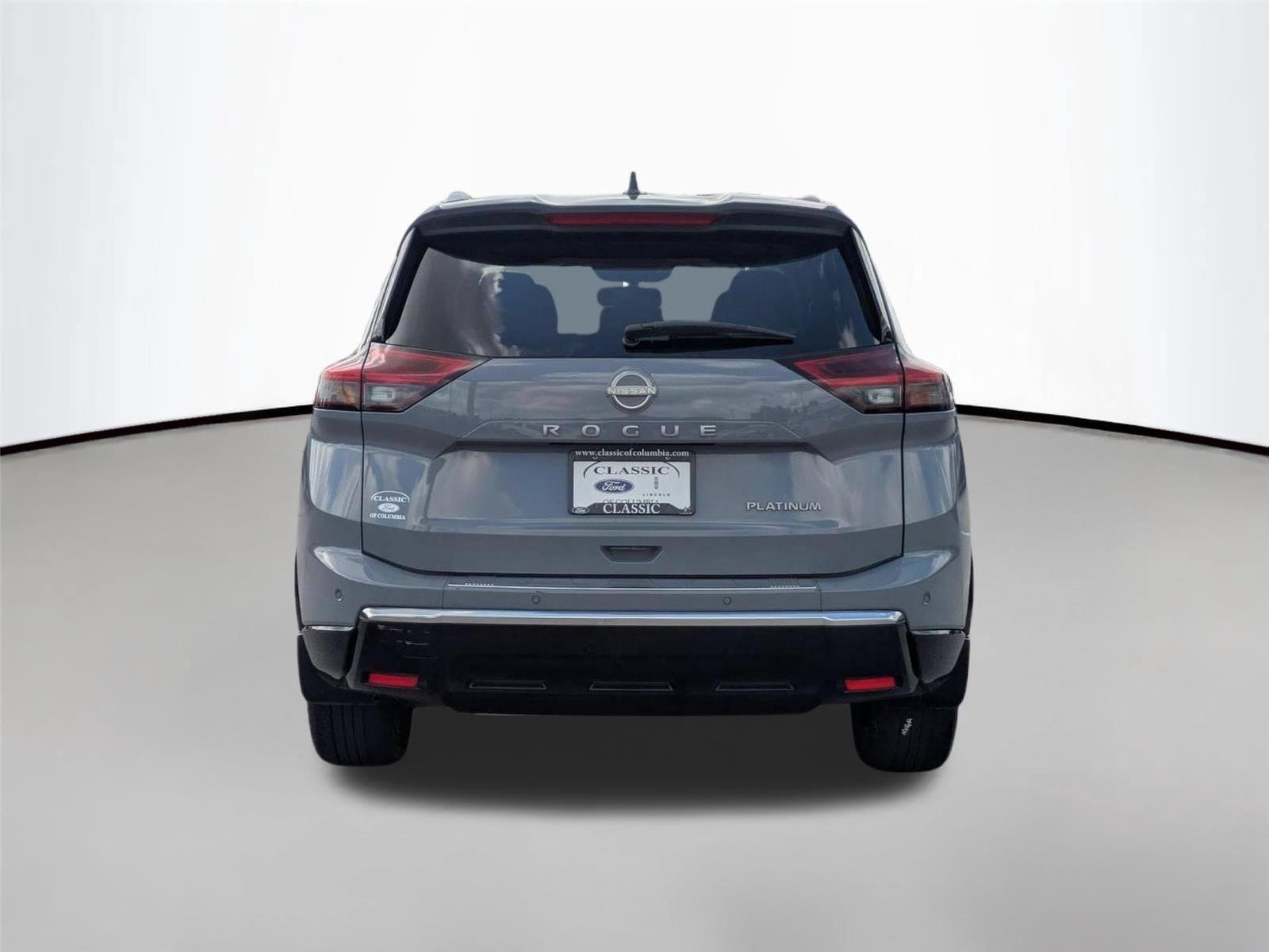 Used 2024 Boulder Gray Metallic Nissan Platinum image 6