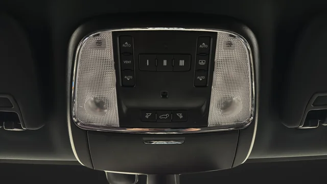 Used 2021 Crystal Metallic Jeep Limited image 33