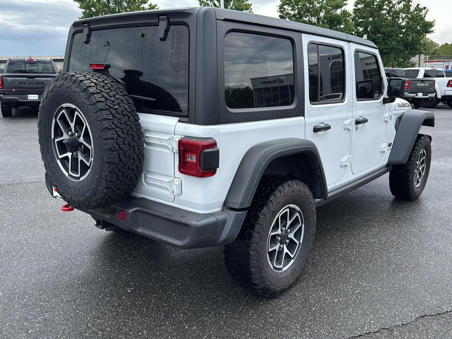Used 2026 Bright White Clearcoat Jeep Rubicon image 5