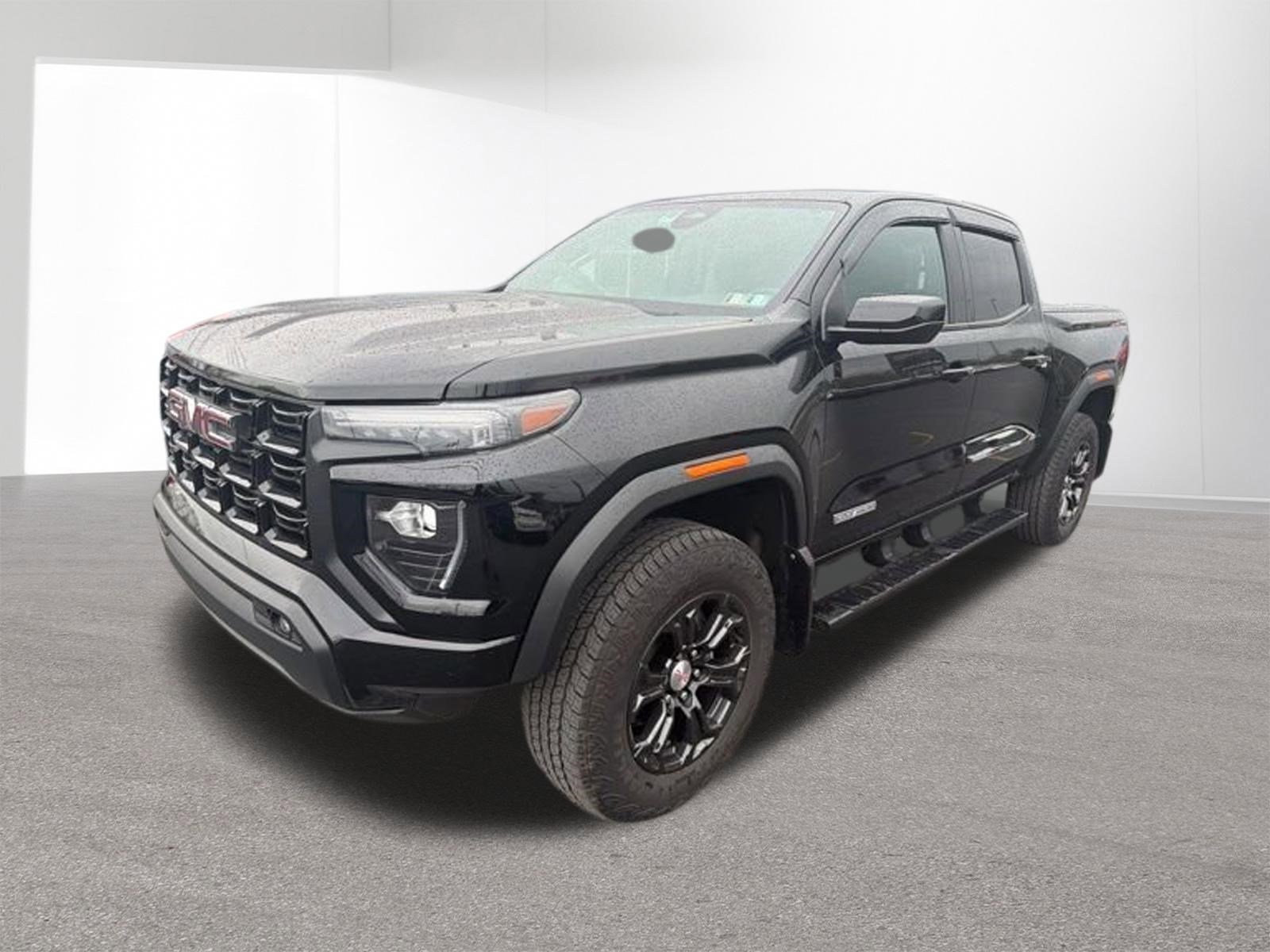 Used 2024 Onyx Black GMC 4WD Elevation image 27