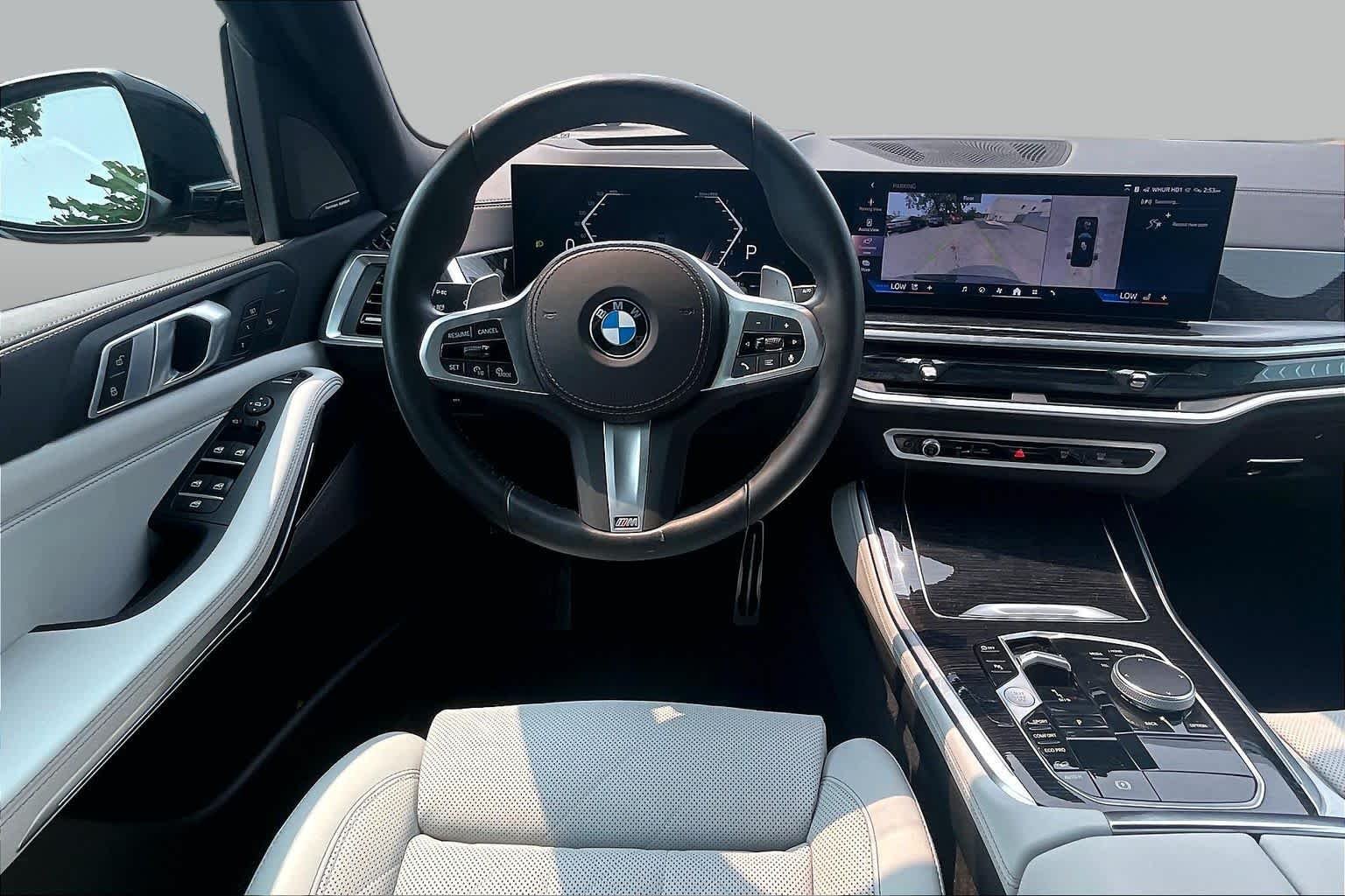 Used 2026 Carbon Black Metallic BMW xDrive40i image 5