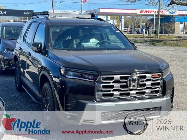 2026 Honda Pilot TrailSport AWD's photo