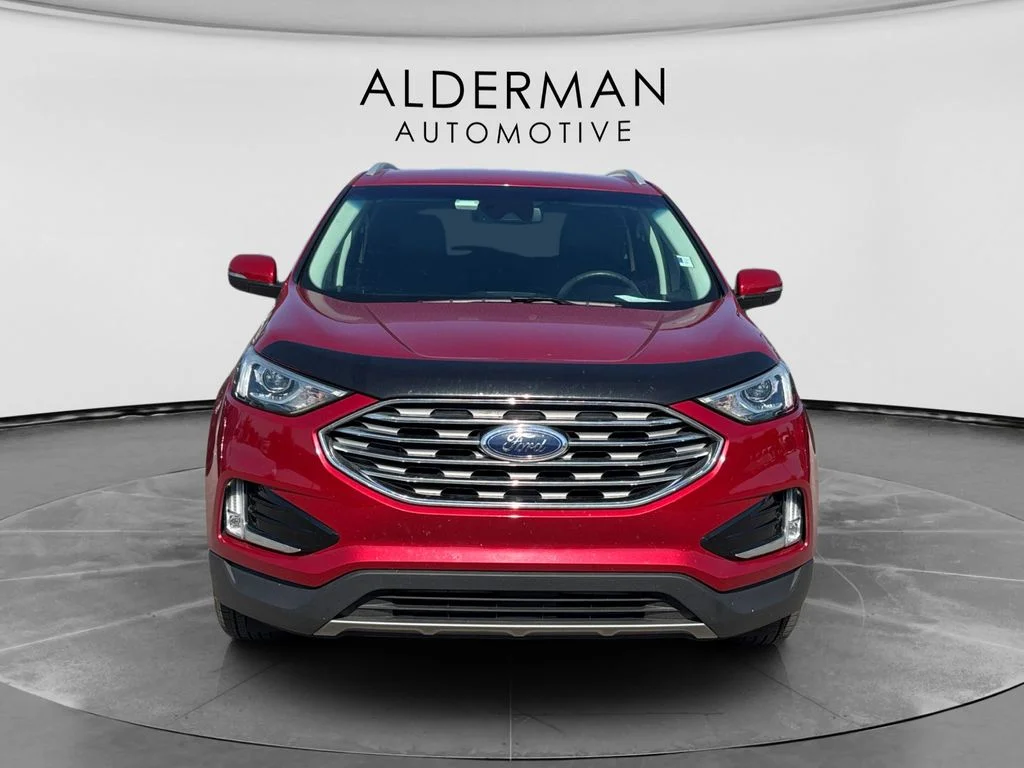 Used 2020 Red Ford SEL image 8