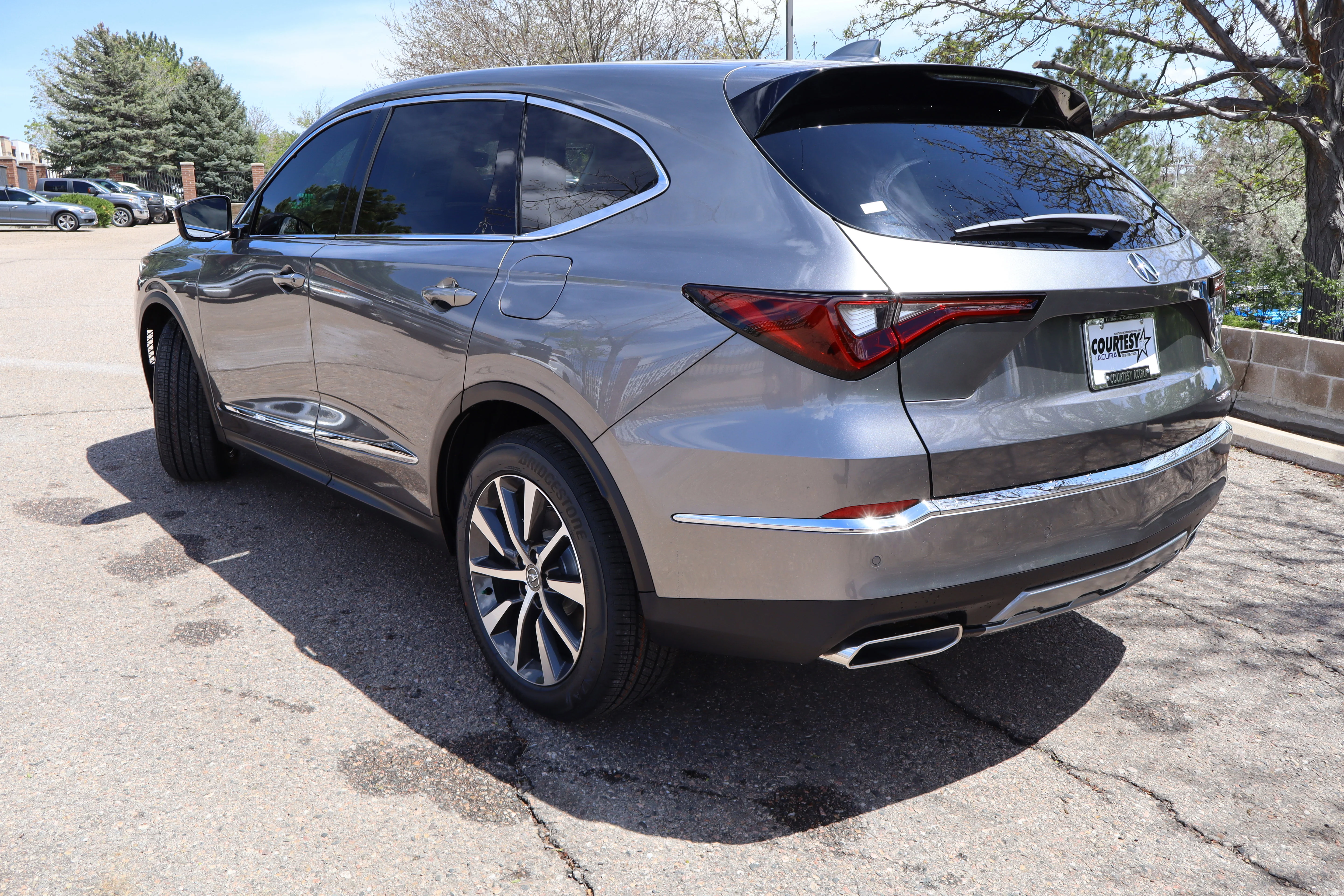 New 2026 Liquid Carbon Metallic Acura w/Technology Package image 4