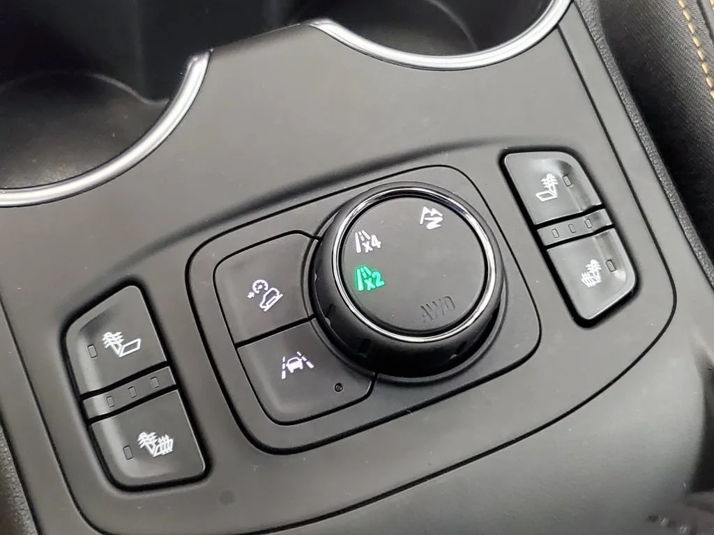 Used 2020 BLUE EMERALD METALLIC GMC SLT image 18