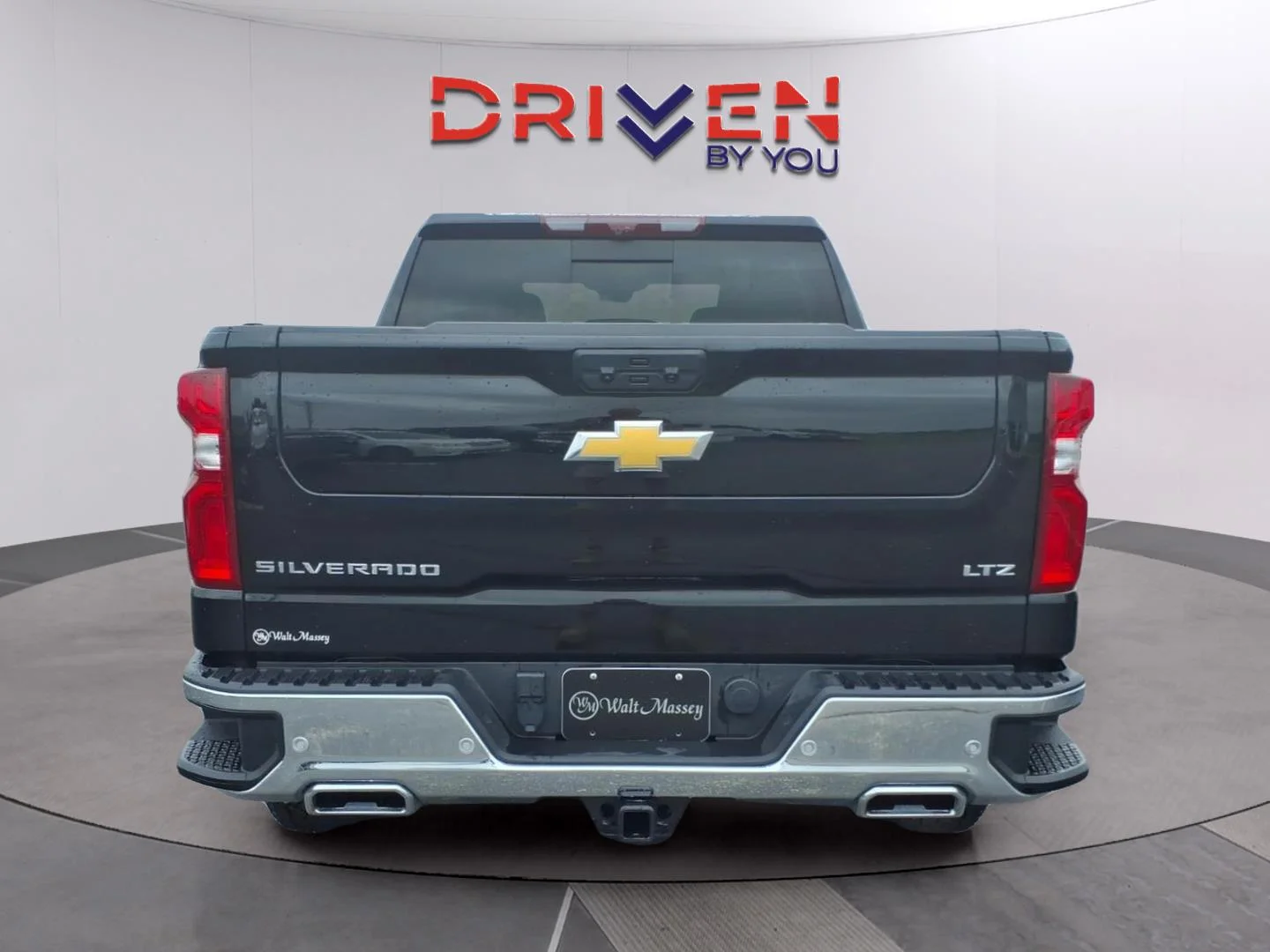 Used 2025 Black Chevrolet LTZ image 4