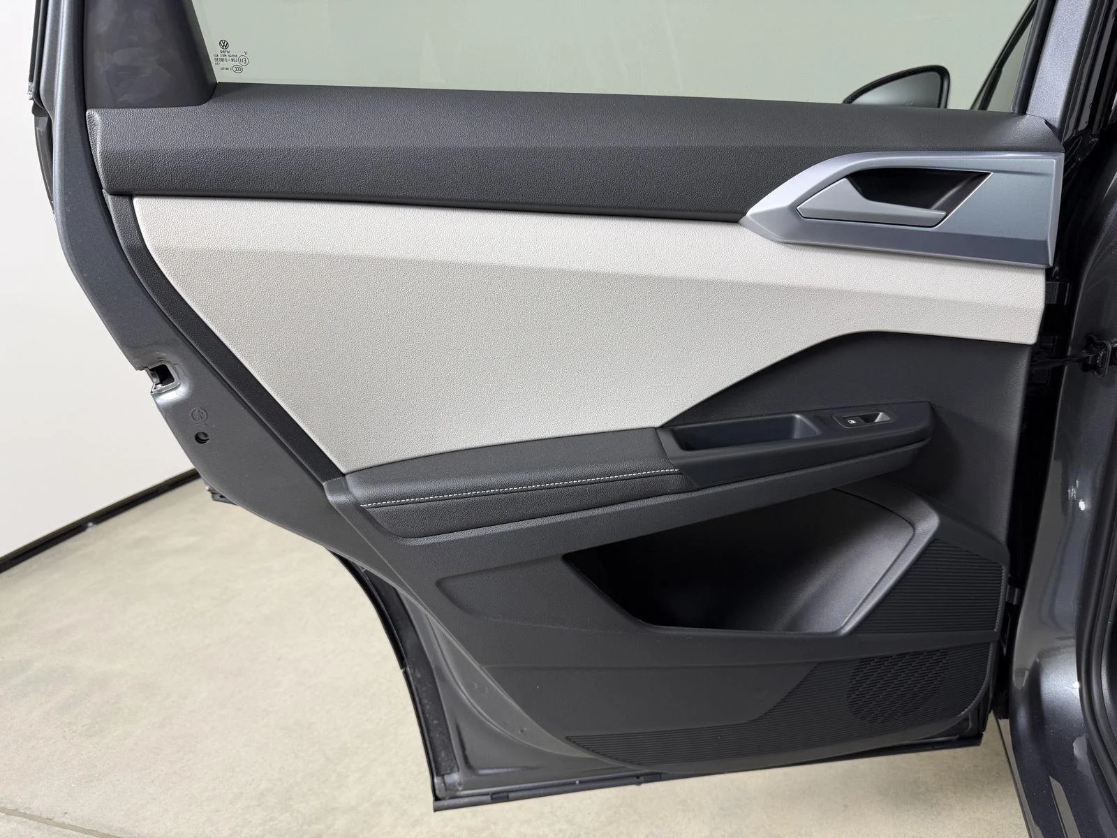 New 2026 GRAY Volkswagen SE image 22