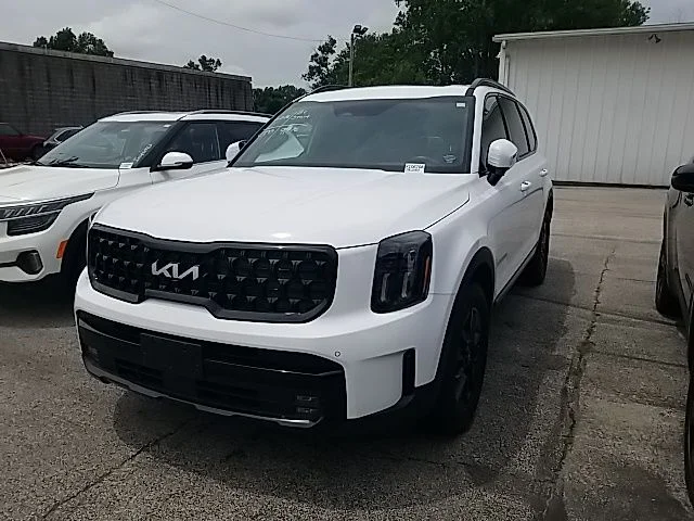 Used 2024 White Kia SX X-Pro image 14