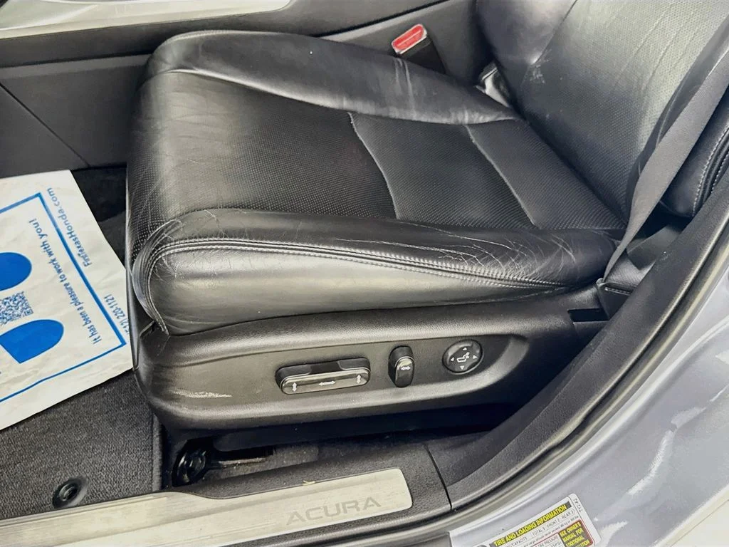 Used 2014 Silver Acura Base image 24