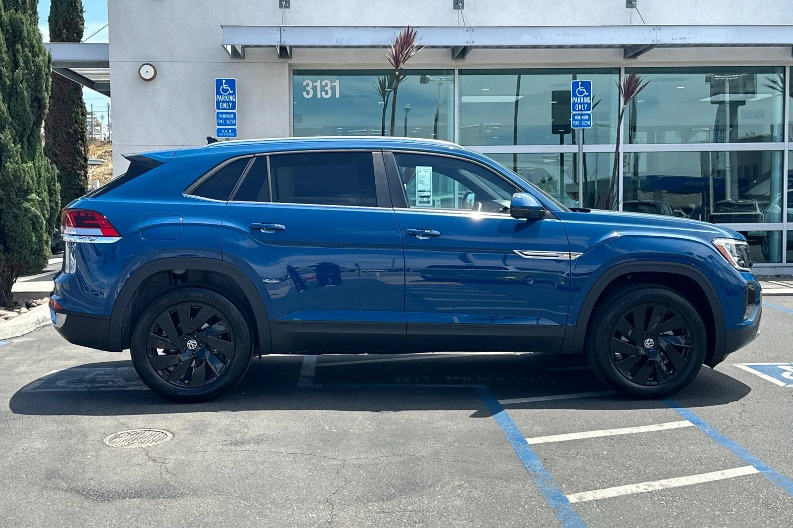 New 2026 Blue Volkswagen SE w/Technology image 4
