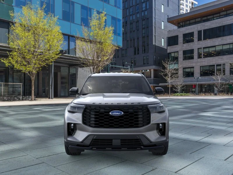 New 2026 Carbonized Gray Metallic Ford ST-Line image 6
