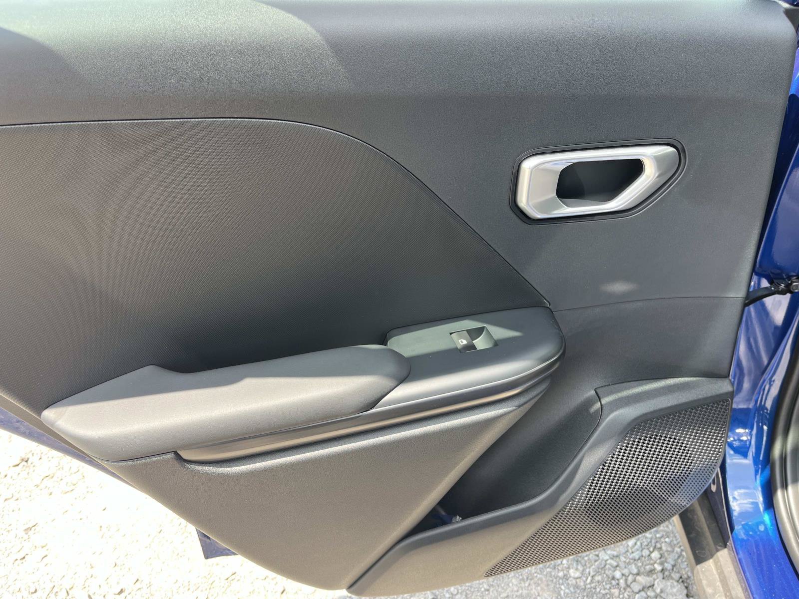 New 2026 Deep Sea Blue Kia LXS image 18