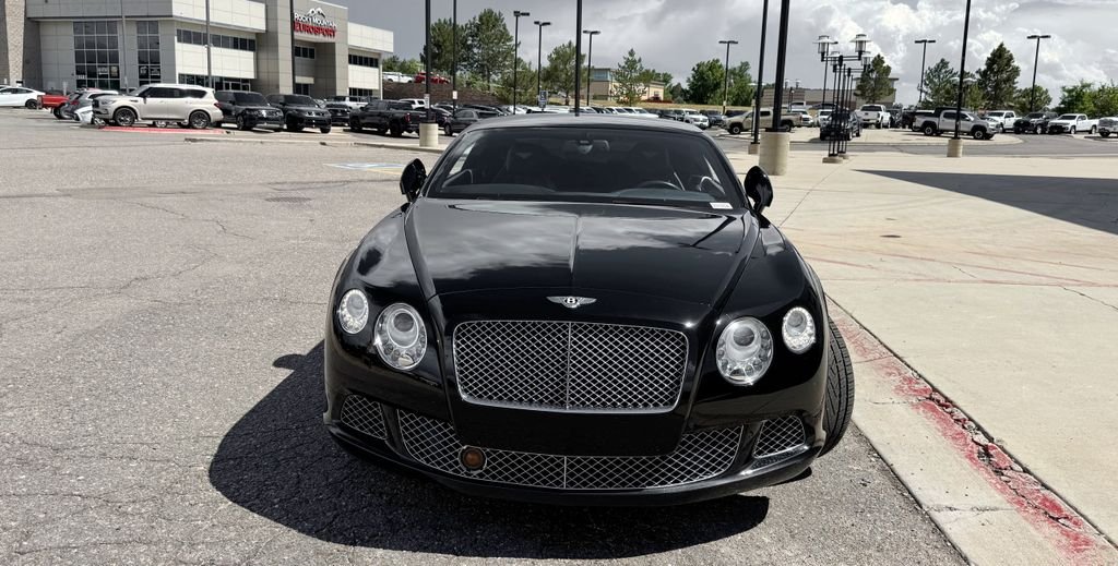 Used 2012 Black Bentley Base image 3