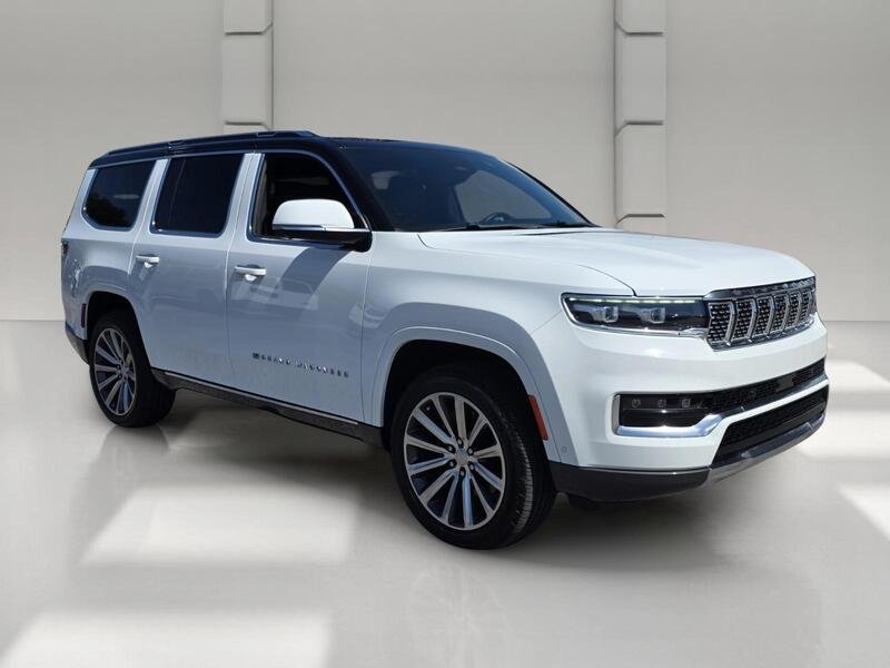 Used 2022 Bright White Clearcoat JEEP SERIES I 4X4 image 7