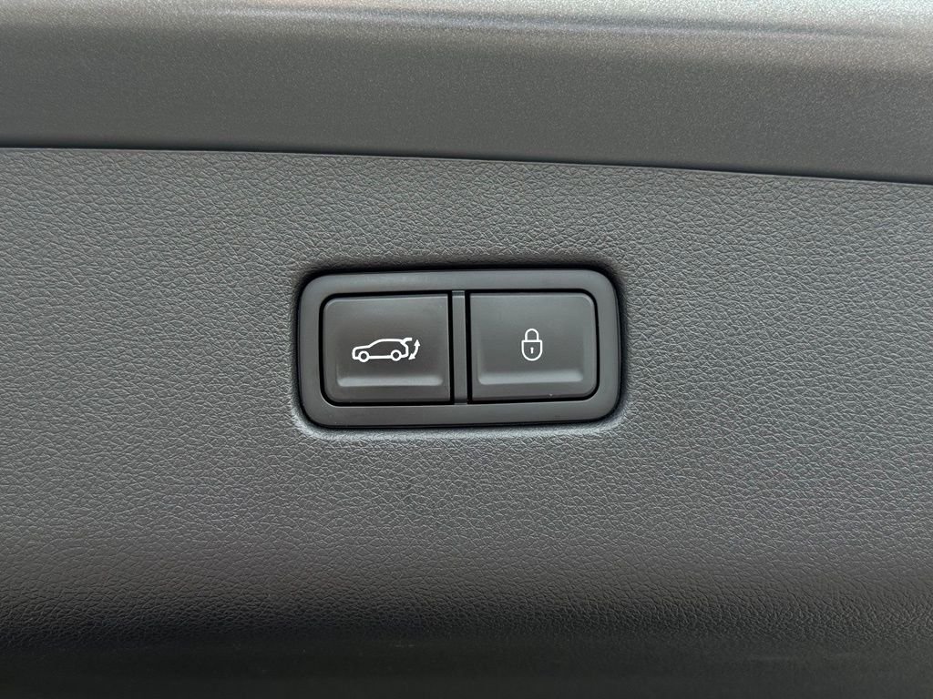 2023 GENESIS GV70 Standard - Photo 18