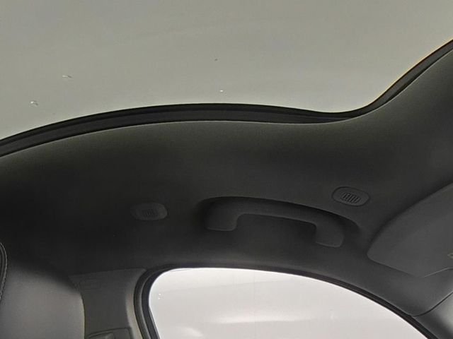 Used 2021 Silver Jeep Limited image 41