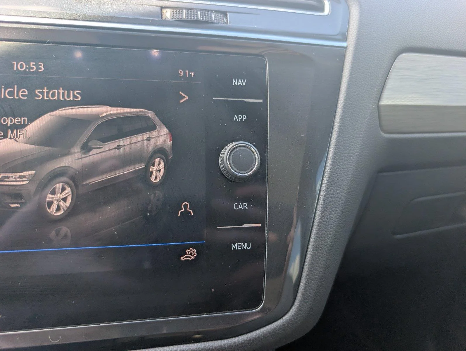 Used 2019 Pure White Volkswagen SEL image 18