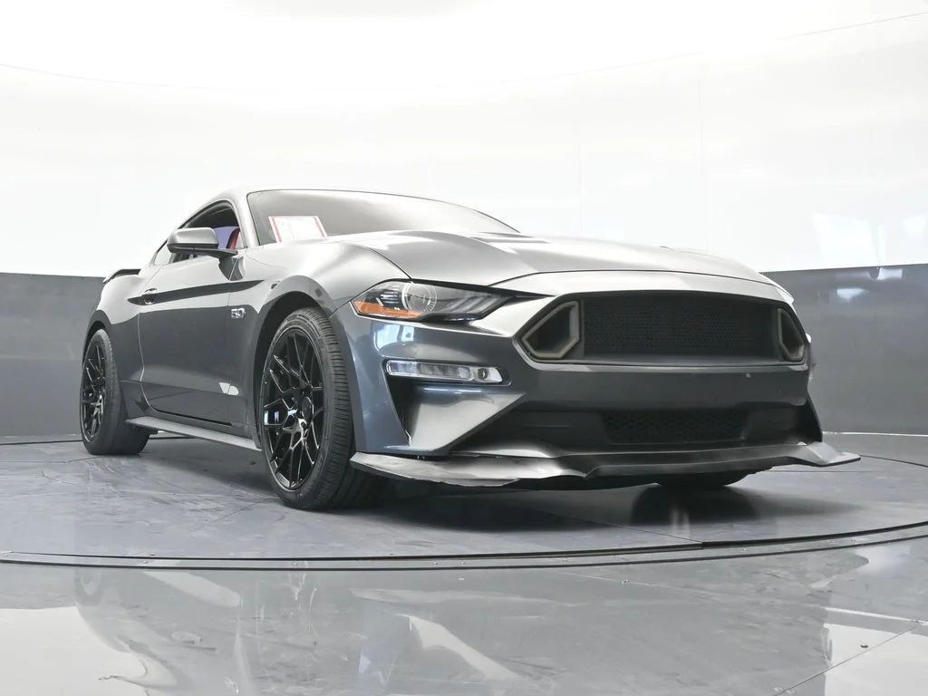 Used 2020 Magnetic Ford GT Premium image 51