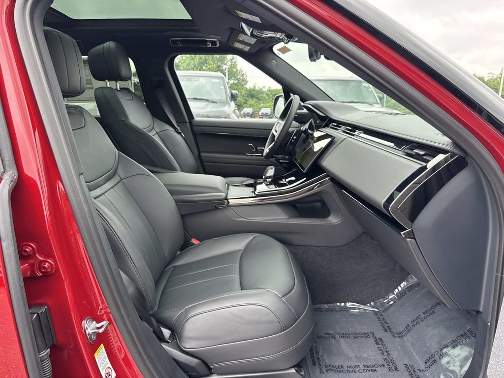 New 2026 Firenze Red Land Rover SE image 13