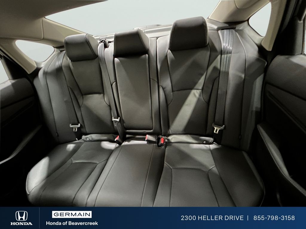 New 2026 Urban Gray Pearl Honda Touring image 24