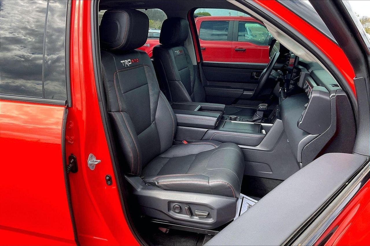 2023 Toyota Sequoia TRD Pro - Photo 32