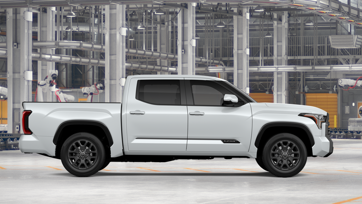 New 2026 Wind Chill Pearl Toyota Platinum image 12
