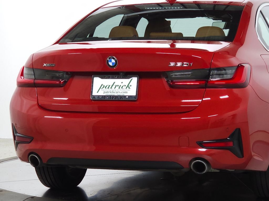 Used 2021 Melbourne Red Metallic BMW 330i xDrive image 10