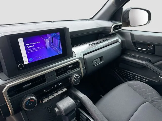 Certified Used 2024  Toyota SR5 image 9