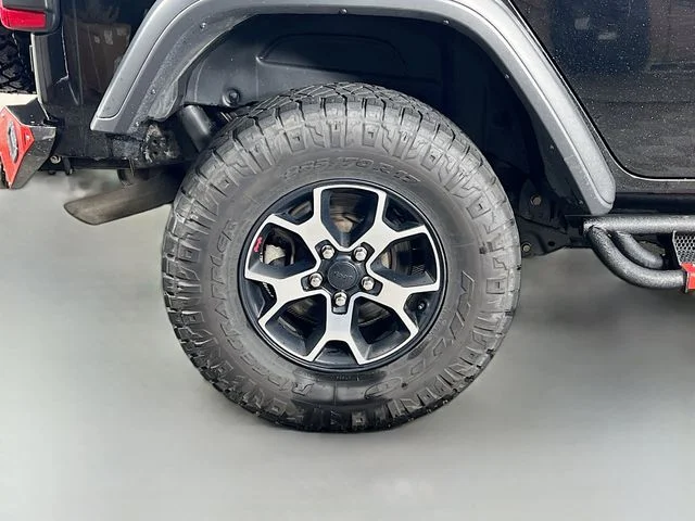 Used 2019 Black Jeep Unlimited Rubicon image 36