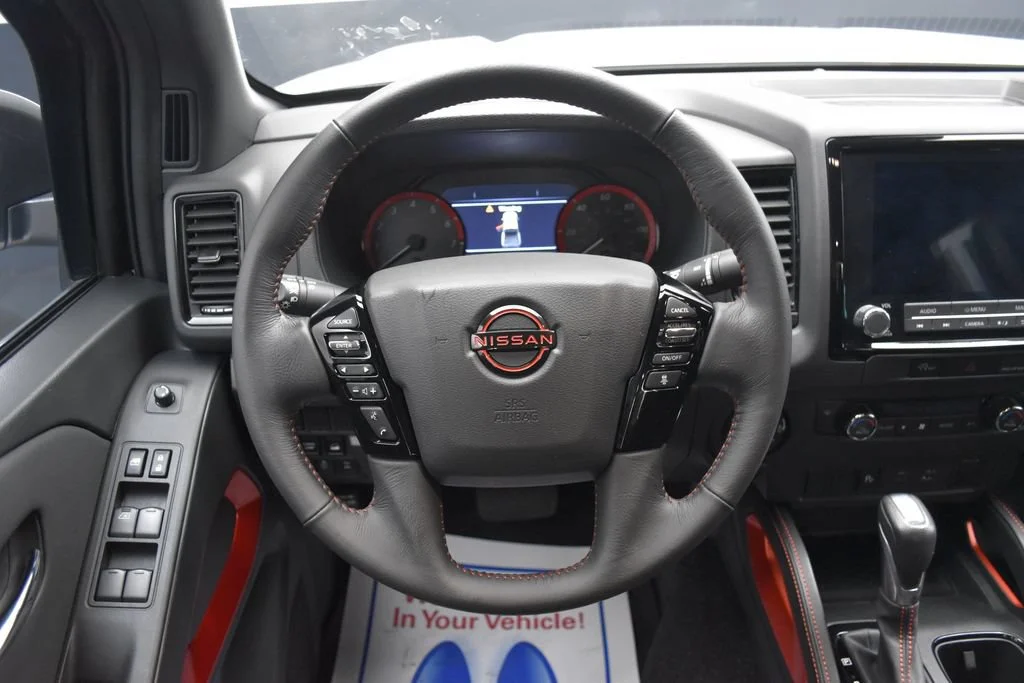 Used 2024 White Nissan PRO-4X image 8