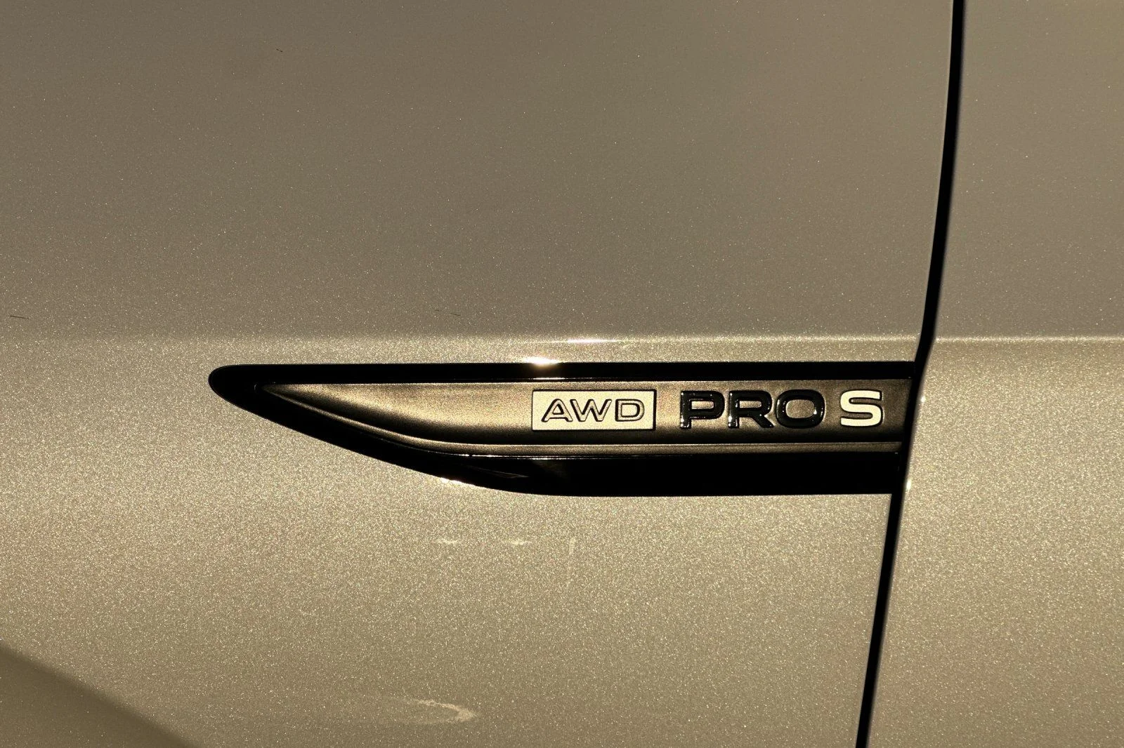 New 2026 White Volkswagen Pro S Plus image 25