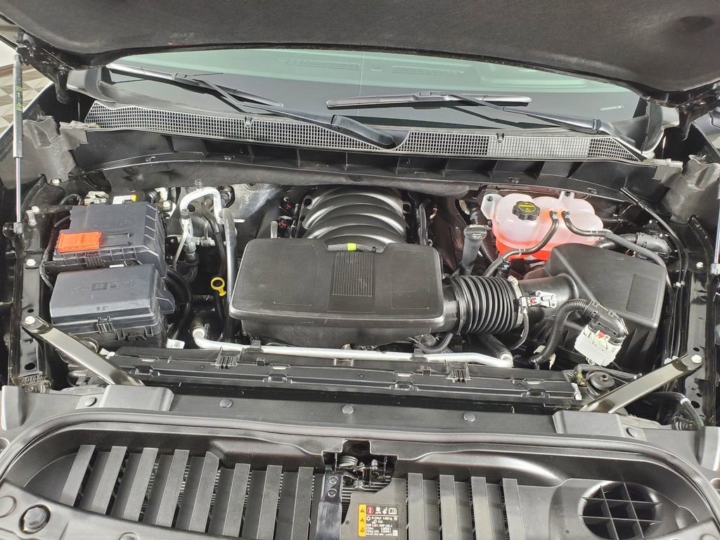 New 2026 Black Chevrolet LT image 9