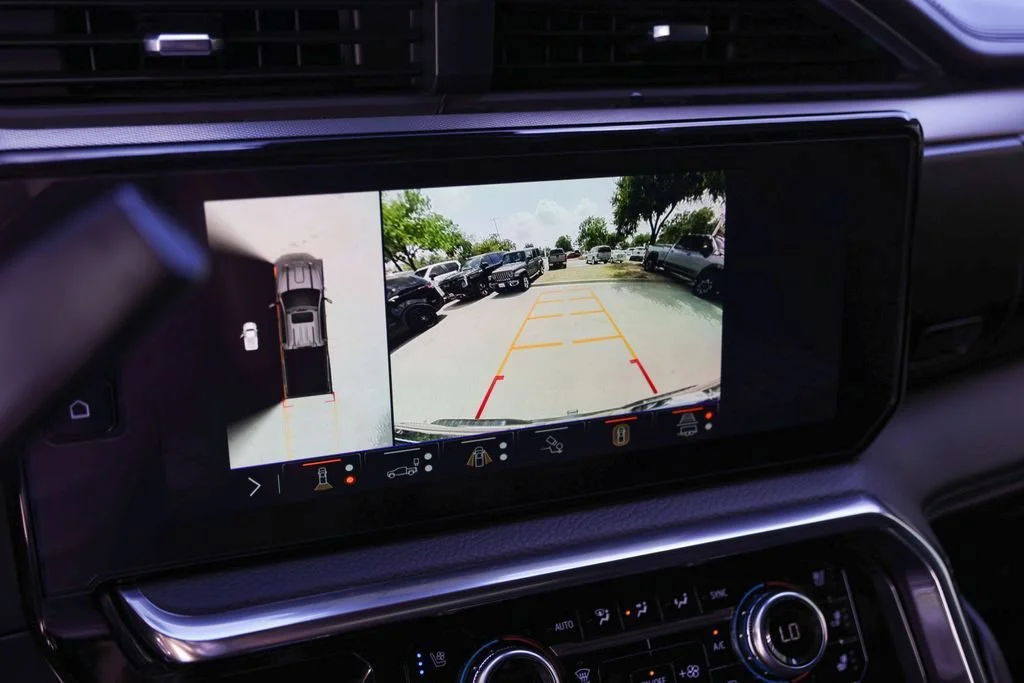 Used 2024 Onyx Black GMC Denali image 20