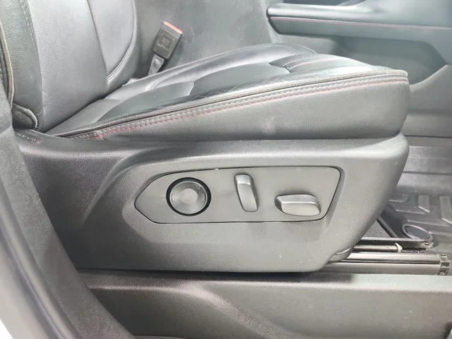 Used 2021 White Chevrolet RST image 42