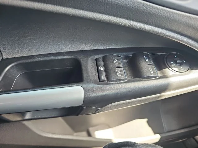 Used 2022 White Ford XLT image 27