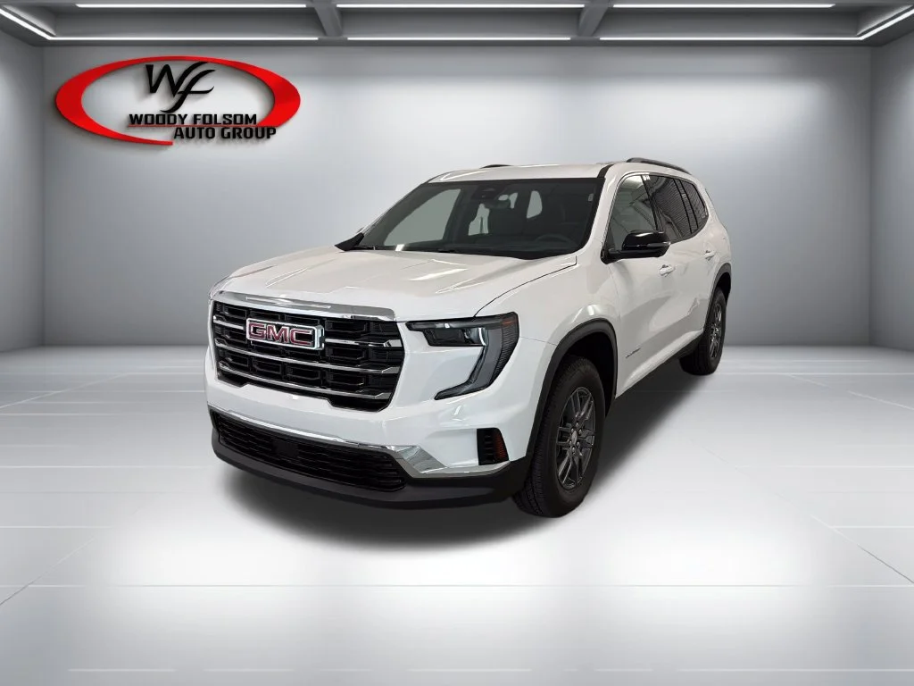 New 2026 Summit White GMC Elevation image 3