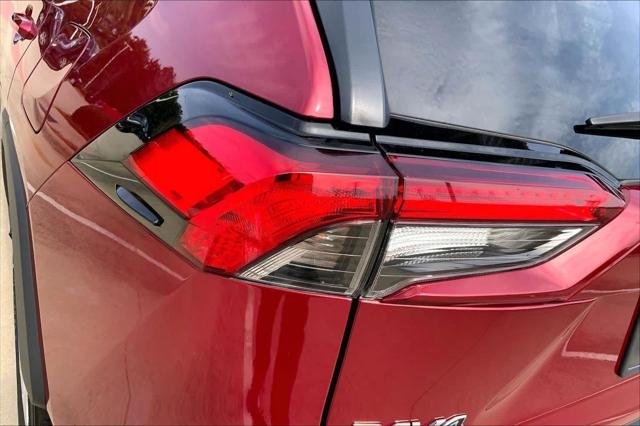 Certified Used 2024 RUBY FLARE PEARL* Toyota  image 27