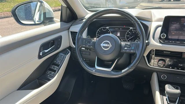 Certified Used 2023 White Nissan SL image 24