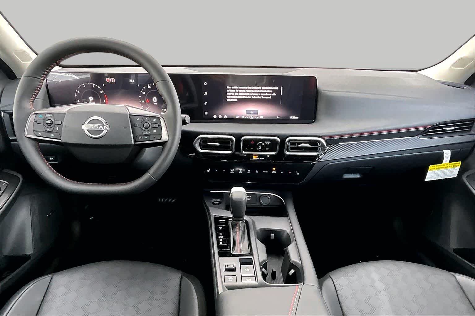New 2026 Aspen White Tricoat/Super Black Nissan SR image 5