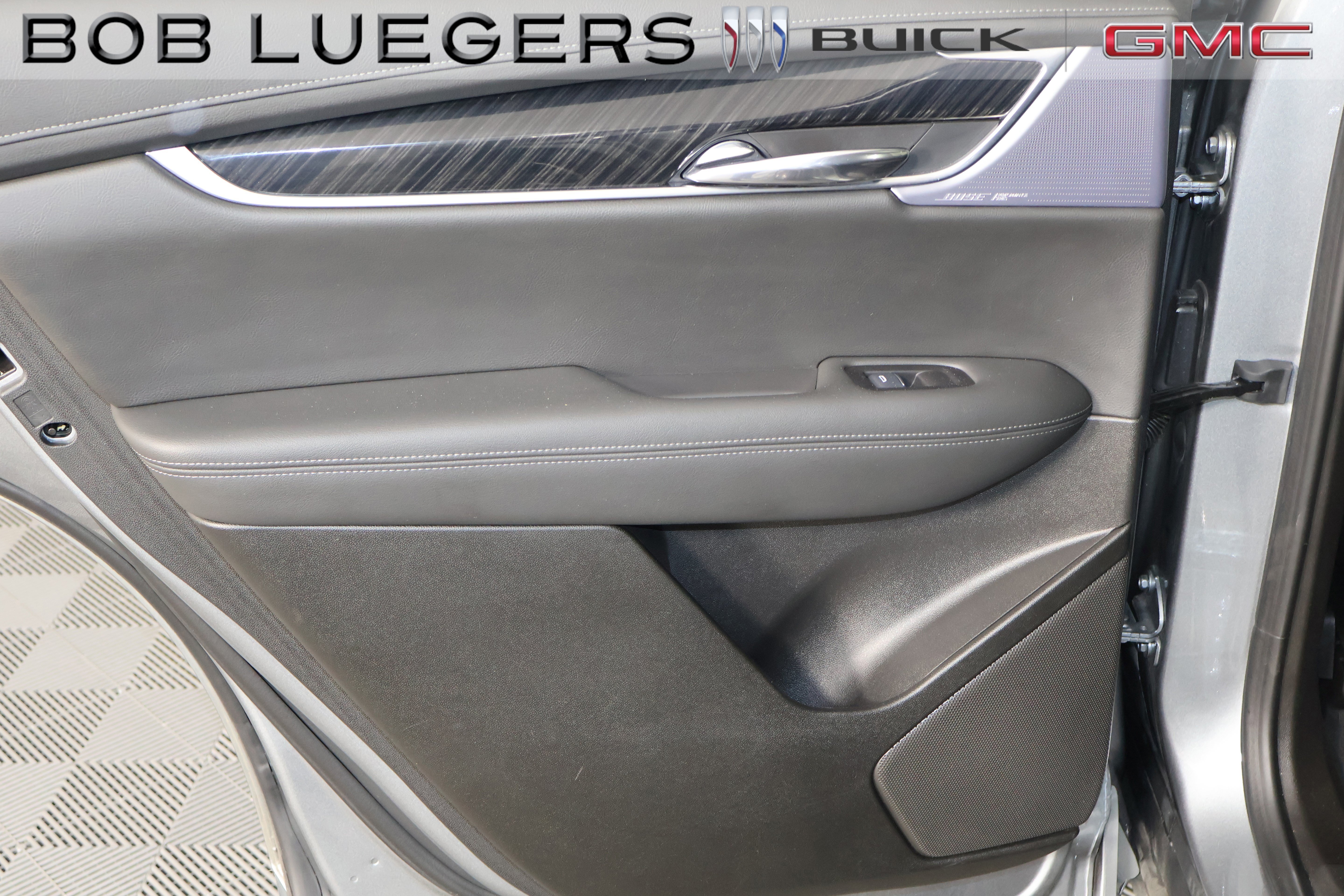 2025 Cadillac XT6 Premium Luxury - Photo 11