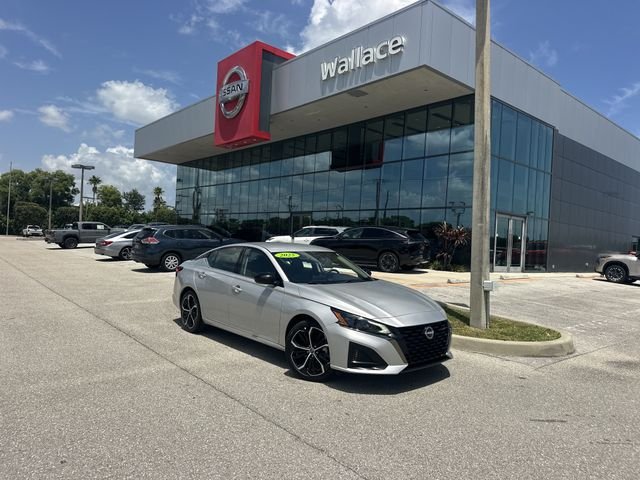 2025 Nissan Altima 2.5 SR