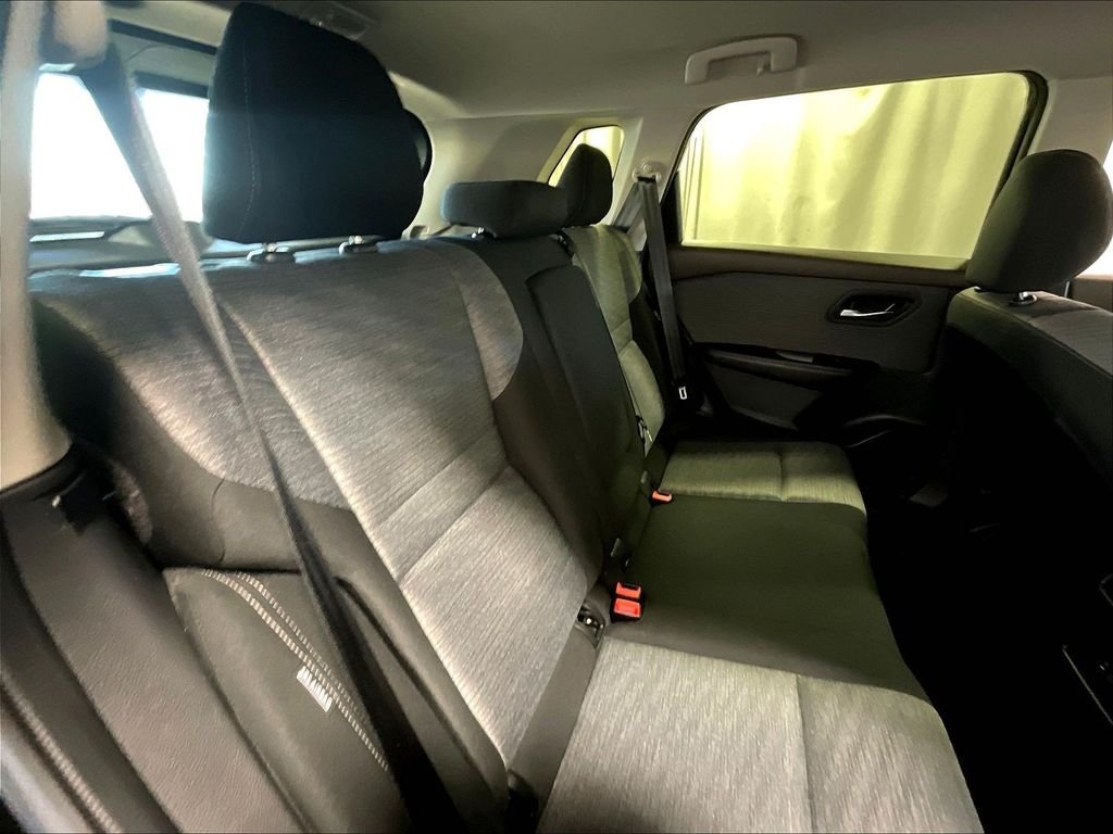 Used 2023 Super Black Nissan SV image 16