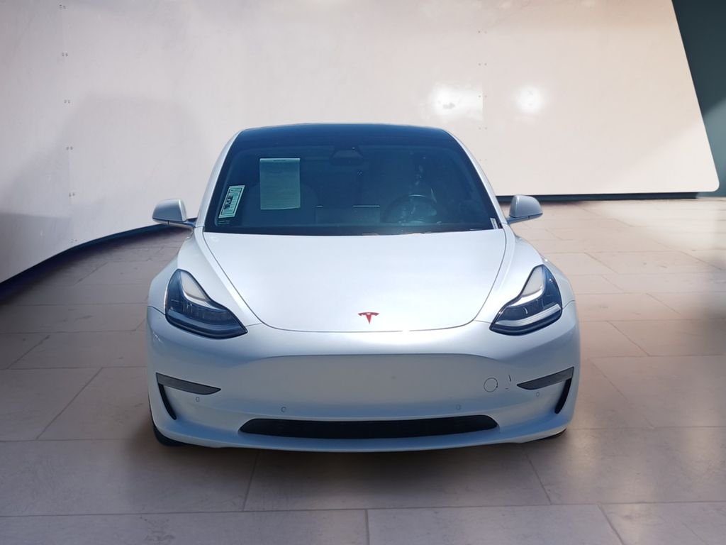 Used 2019  Tesla Long Range image 8
