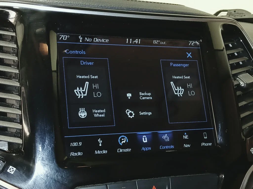 Used 2019 Black Jeep Limited image 28