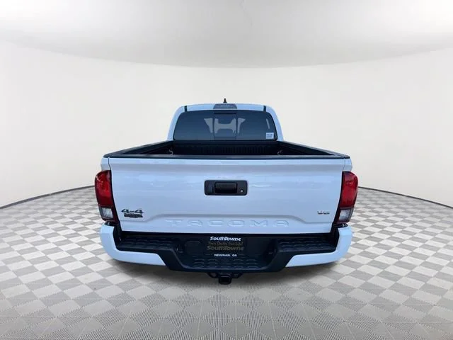 Used 2023 White Toyota SR5 V6 image 6