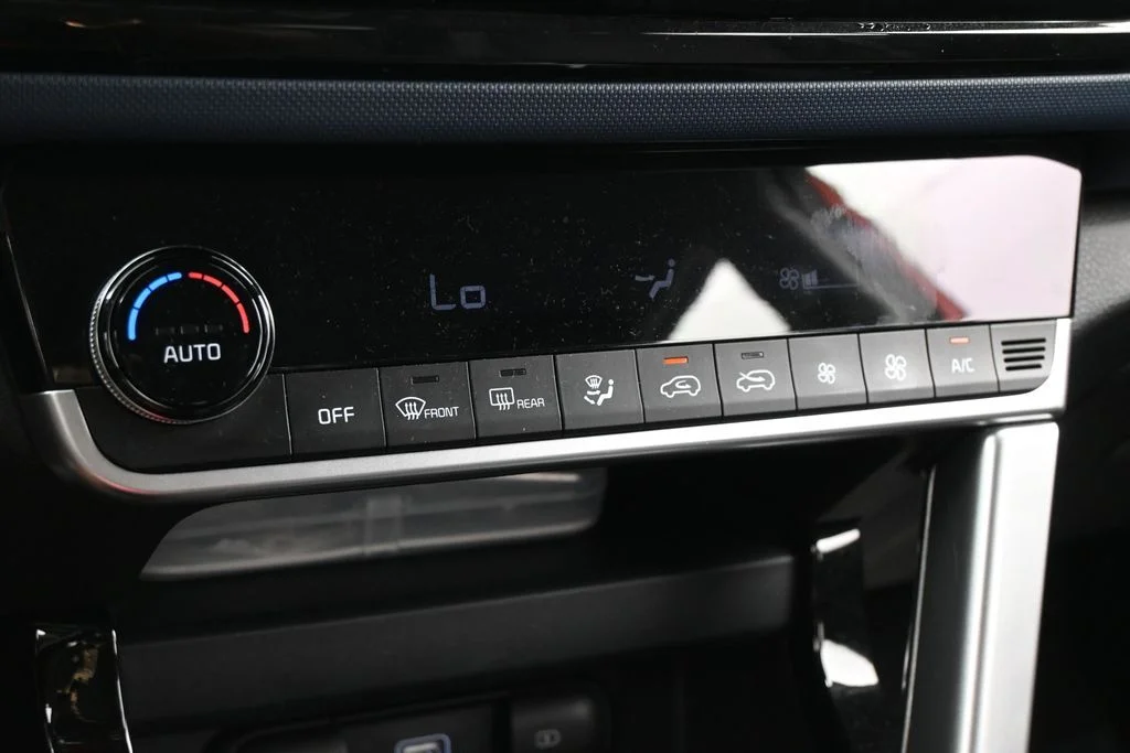 Used 2023 Mars Orange Kia S image 19