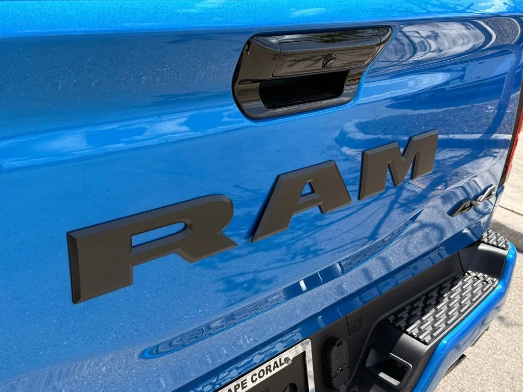 New 2026 Hydro Blue Pearl-Coat Exterior Paint RAM Laramie image 40