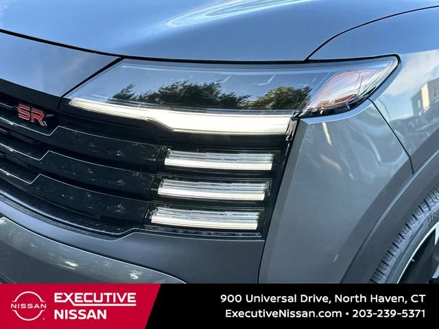 Used 2025 Gray Nissan SR image 7
